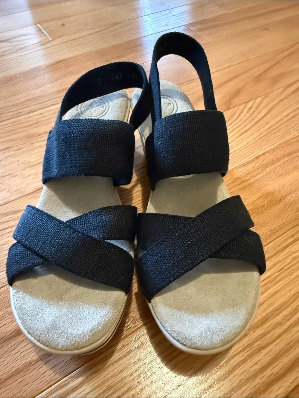 CHARLESTON SHOE CO. Black Women's Slingback Sandals